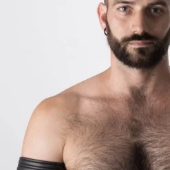 665 Brassard Néoprène 10 665 Brassard Néoprène -Vestiaire Fetish Soldes 665 brassard neoprene 3