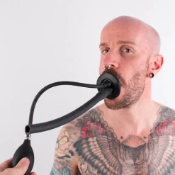 Rubber Fetish Baillon Tube Gonflable Latex -Vestiaire Fetish Soldes baillon tube gonflable latex 2