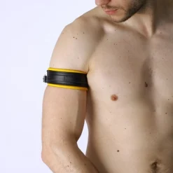 Bruthal Gear Brassard Boucle Cuir -Vestiaire Fetish Soldes brassard boucle cuir 6