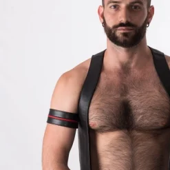 RoB Accessoires Brassard Large Ajustable Pressions -Vestiaire Fetish Soldes brassard large ajustable pressions 12