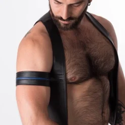 RoB Accessoires Brassard Large Ajustable Pressions -Vestiaire Fetish Soldes brassard large ajustable pressions 22