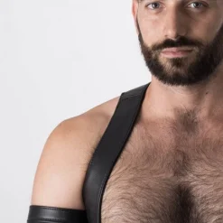 RoB Accessoires Brassard Large Ajustable Pressions -Vestiaire Fetish Soldes brassard large ajustable pressions 39