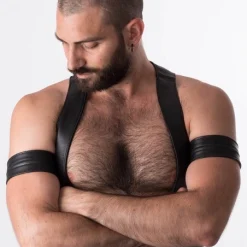 RoB Accessoires Brassard Large Ajustable Pressions -Vestiaire Fetish Soldes brassard large ajustable pressions 40