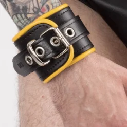 RoB Accessoires Menottes Cuir Bords Jaunes