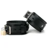 Menottes De Poignets En Cuir Premium - Strict Leather 1 Menottes De Poignets En Cuir Premium - Strict Leather -Vestiaire Fetish Soldes menottes de poignets en cuir premium strict leather