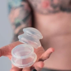 Sport Fucker Ventouses Tétons Transparentes -Vestiaire Fetish Soldes suceurs de tetons transparents 2