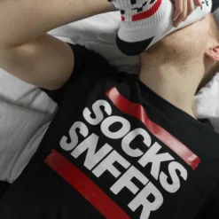 Tshirt SOCKS SNFFR - Sk8erboy -Vestiaire Fetish Soldes tshirt socks snffr sk8erboy 2